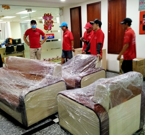 Mẹo chuyển nhà trọn gói ngày mưa an toàn cho đồ đạc khách hàng